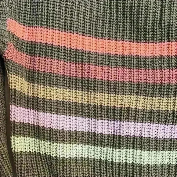 Aeropostale Cropped Chunky Sweater Green with Colorful Stripes XS - Picture 3 of 8